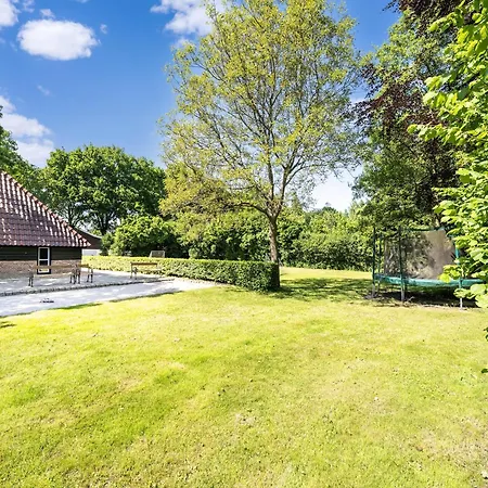 Brabant Mansion For Groups, Cleaning Included * Asten